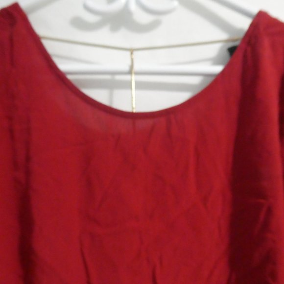 H&M | size 12 | Red Long Sleeve Gold Chain Open Back Dress | NWOT - Picture 4 of 16